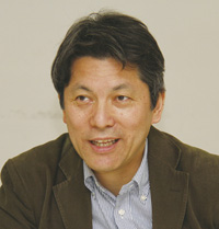 写真：高須裕彦さん