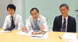 花王株式会社・字幕CM研究プロジェクトチームの篠崎隆久さん、林佳文さん、菊池雄介さん（左から）の画像